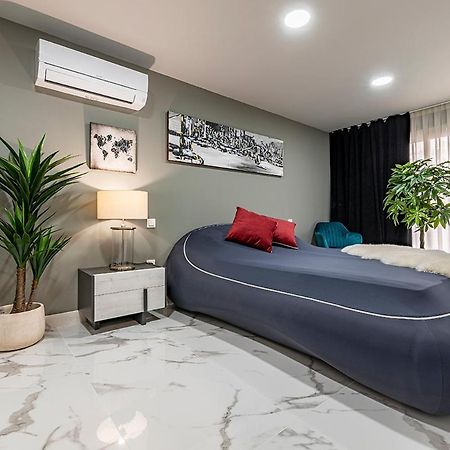 Luxury Casa Con Piscina, Wifi, 150M Dal Mare Leilighet Miami Playa Eksteriør bilde