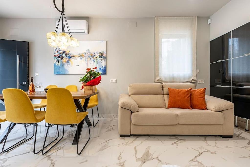 Luxury Casa Con Piscina, Wifi, 150M Dal Mare Leilighet Miami Playa Eksteriør bilde
