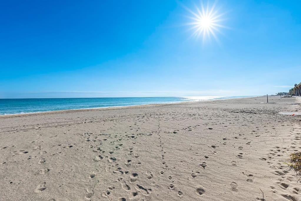Luxury Casa Con Piscina, Wifi, 150M Dal Mare Leilighet Miami Playa Eksteriør bilde