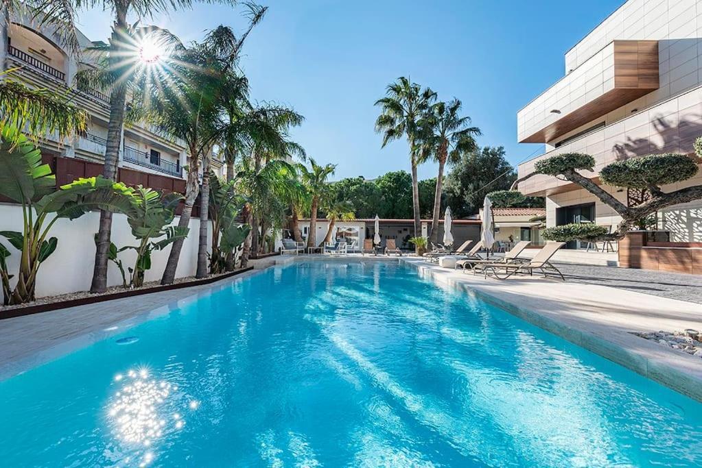 Luxury Casa Con Piscina, Wifi, 150M Dal Mare Leilighet Miami Playa Eksteriør bilde
