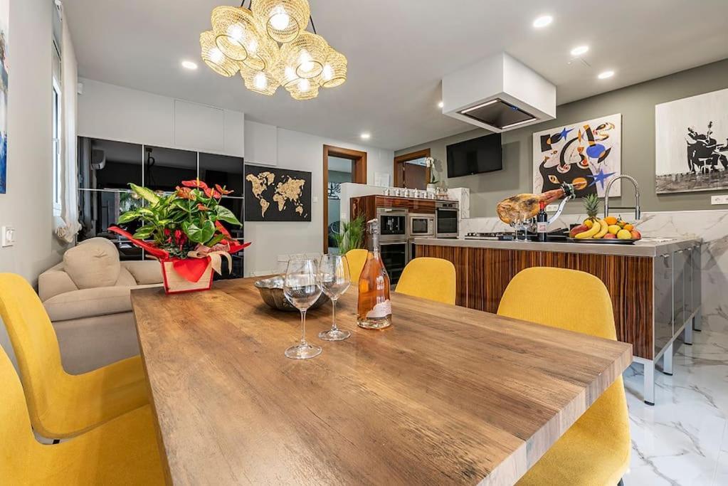 Luxury Casa Con Piscina, Wifi, 150M Dal Mare Leilighet Miami Playa Eksteriør bilde