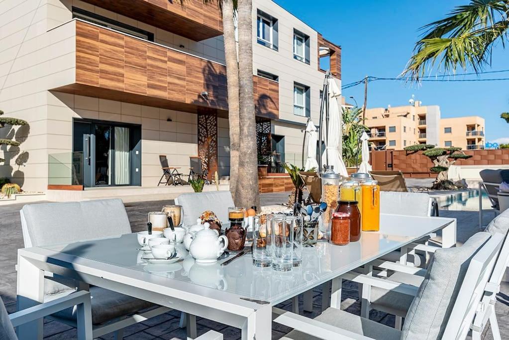 Luxury Casa Con Piscina, Wifi, 150M Dal Mare Leilighet Miami Playa Eksteriør bilde