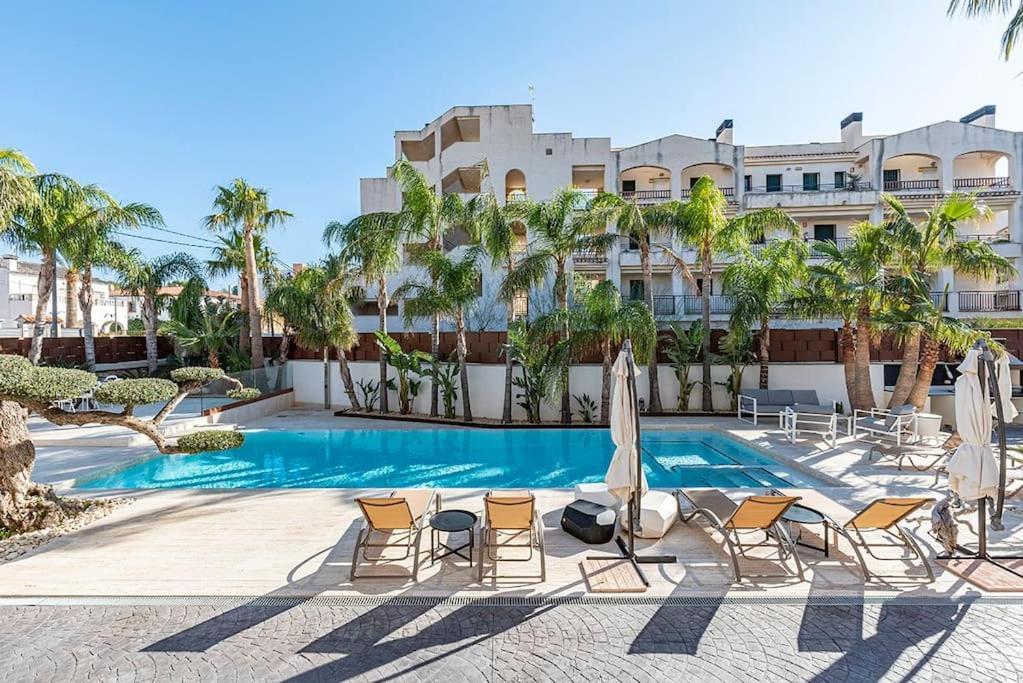Luxury Casa Con Piscina, Wifi, 150M Dal Mare Leilighet Miami Playa Eksteriør bilde